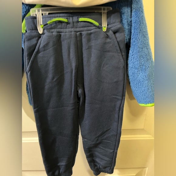 Kids 3 Piece Outfit Set NWT - Picture 2 of 3